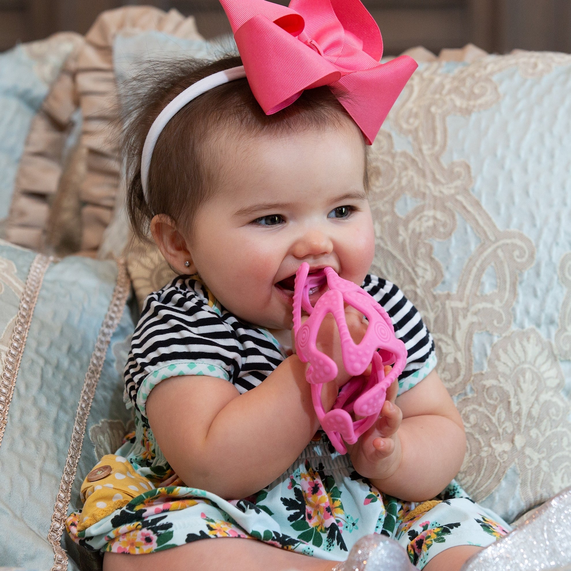 Tuggy Teething Ball